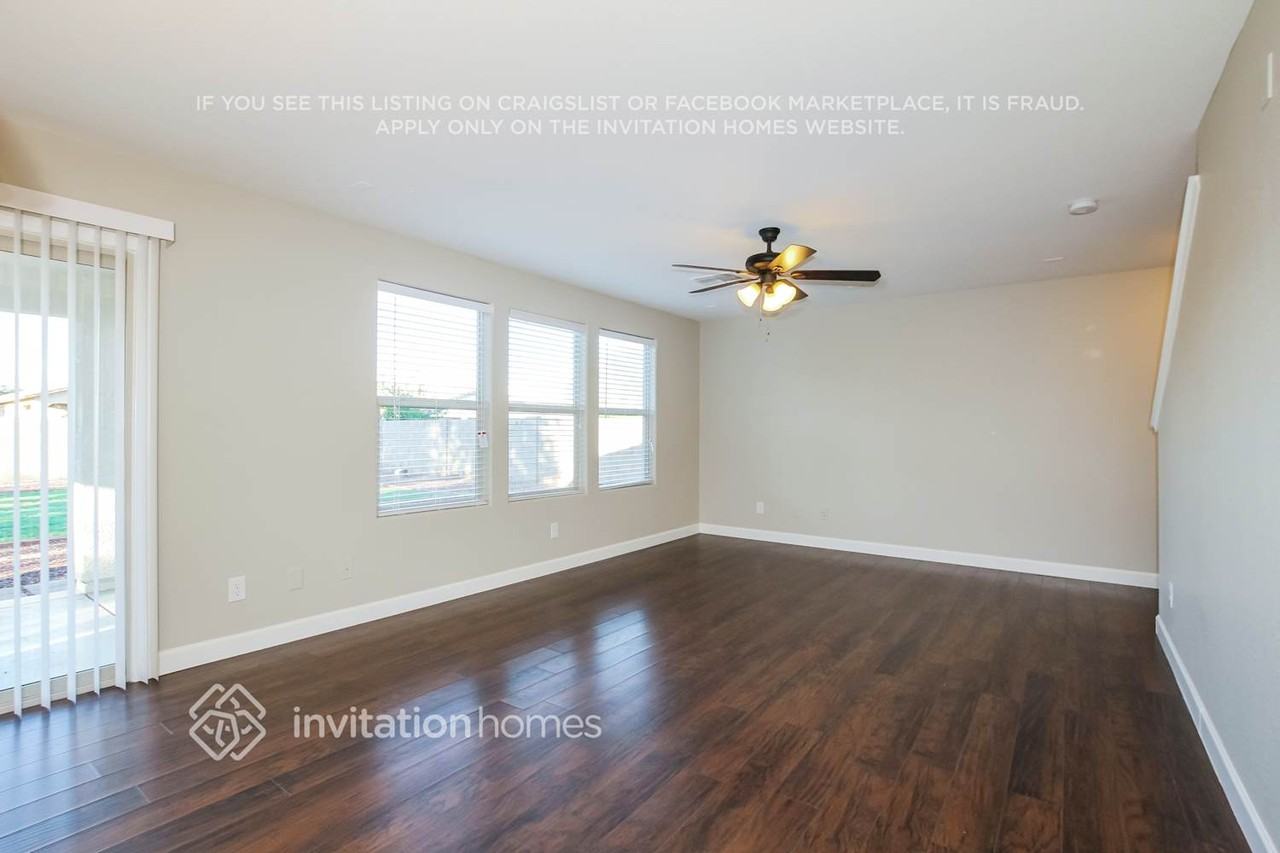17706 W Maya Way - Photo 2 of 17