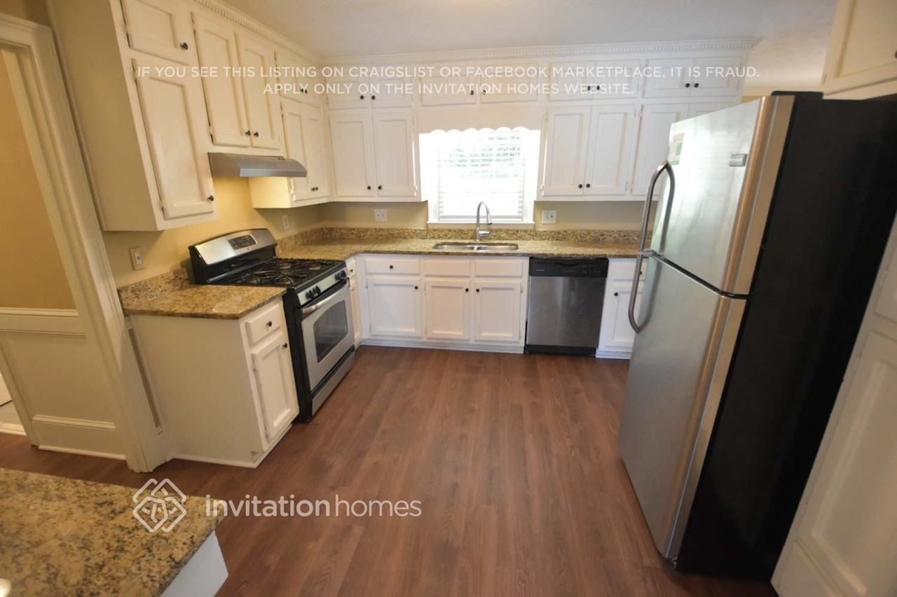 2350 Ciji Cir - Photo 3 of 12