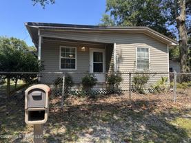 1206 Beach Ave - Photo 1 of 1