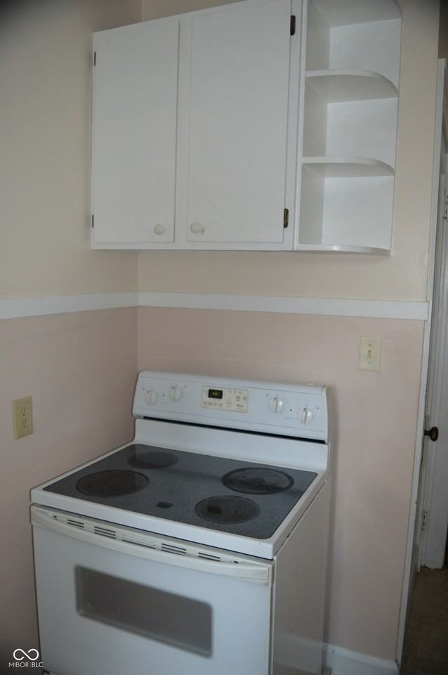 6048 N College Ave - Photo 6 of 17