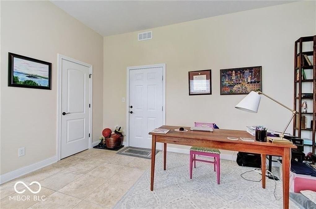 333 Alden Way - Photo 4 of 20