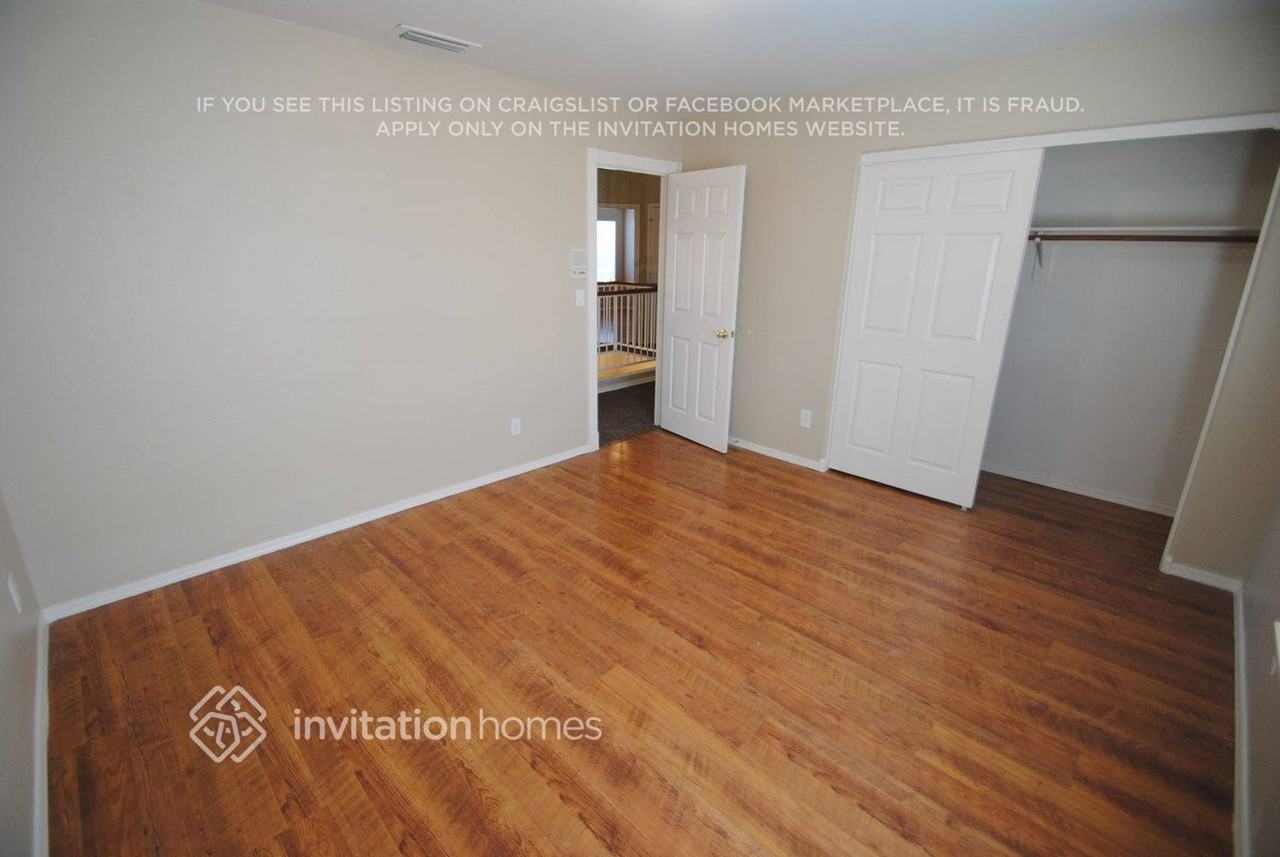 11411 W Primrose Dr - Photo 4 of 9