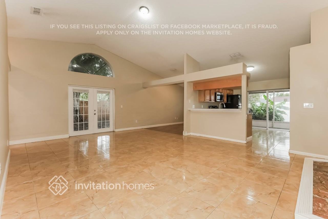 1003 Pinehaven Ct - Photo 4 of 17