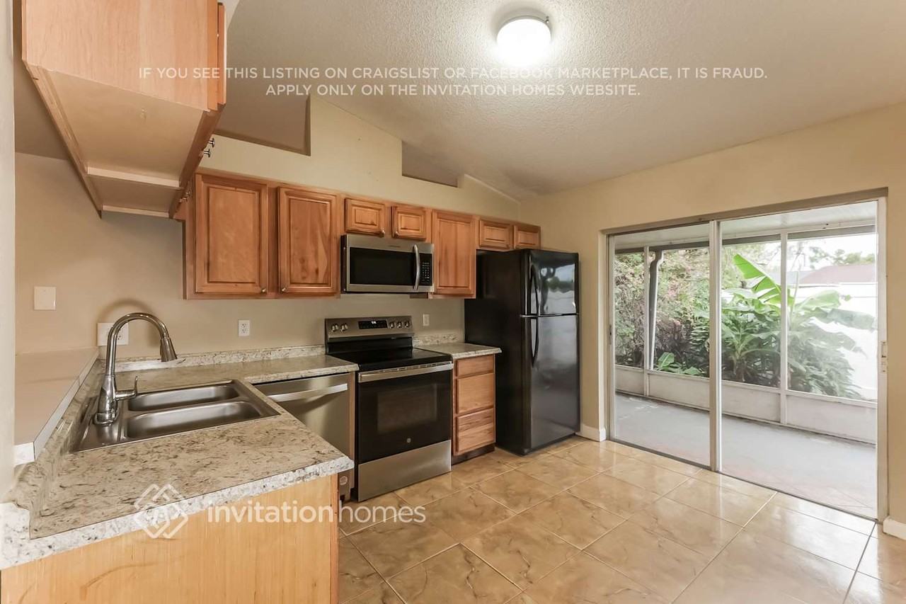 1003 Pinehaven Ct - Photo 7 of 17