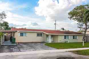 5660 W 9th Ct - Photo 1 of 1