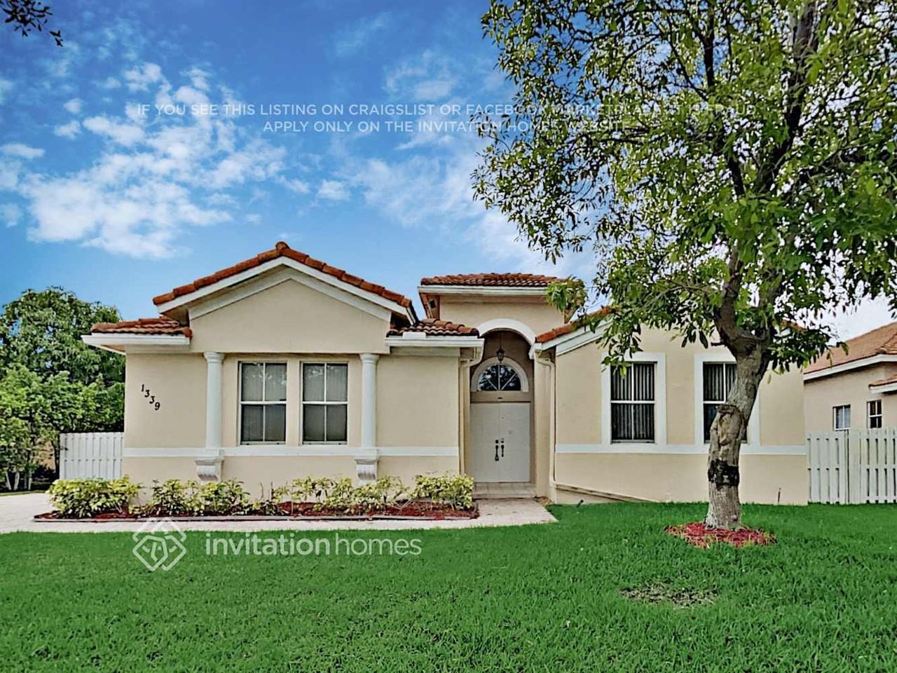 1339 Nw 166th Ave - Photo 3 of 18