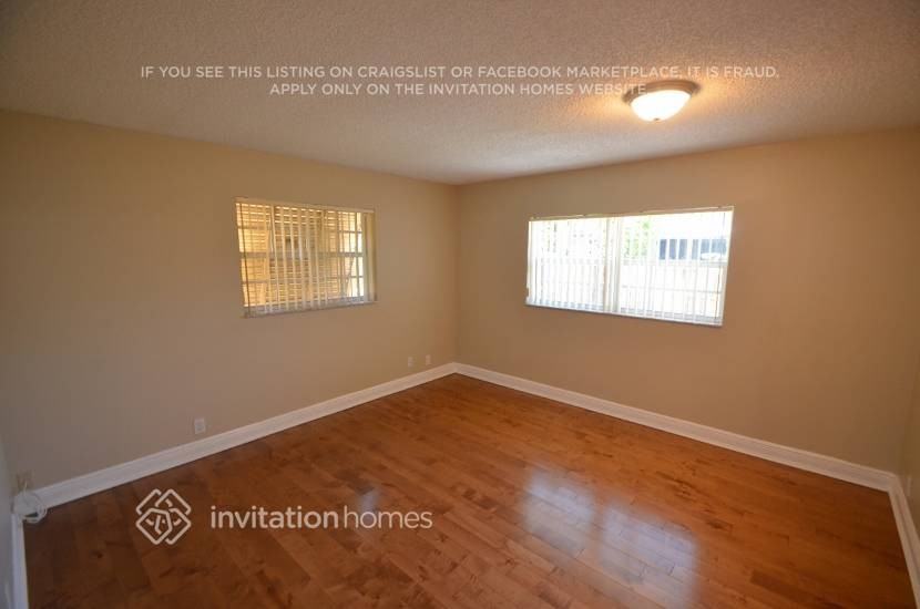 9381 Nw 33rd Pl - Photo 3 of 7