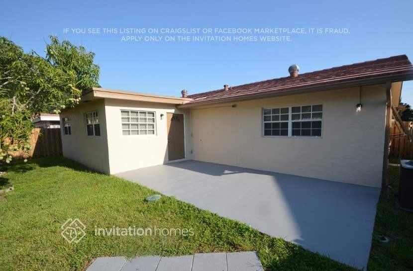 9381 Nw 33rd Pl - Photo 6 of 7