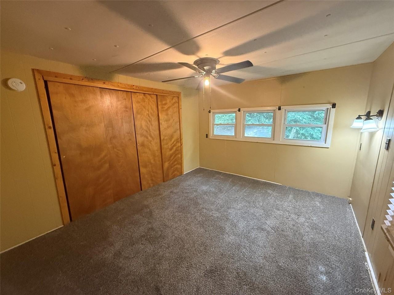 20 Tanglewood Park Dr - Photo 7 of 14