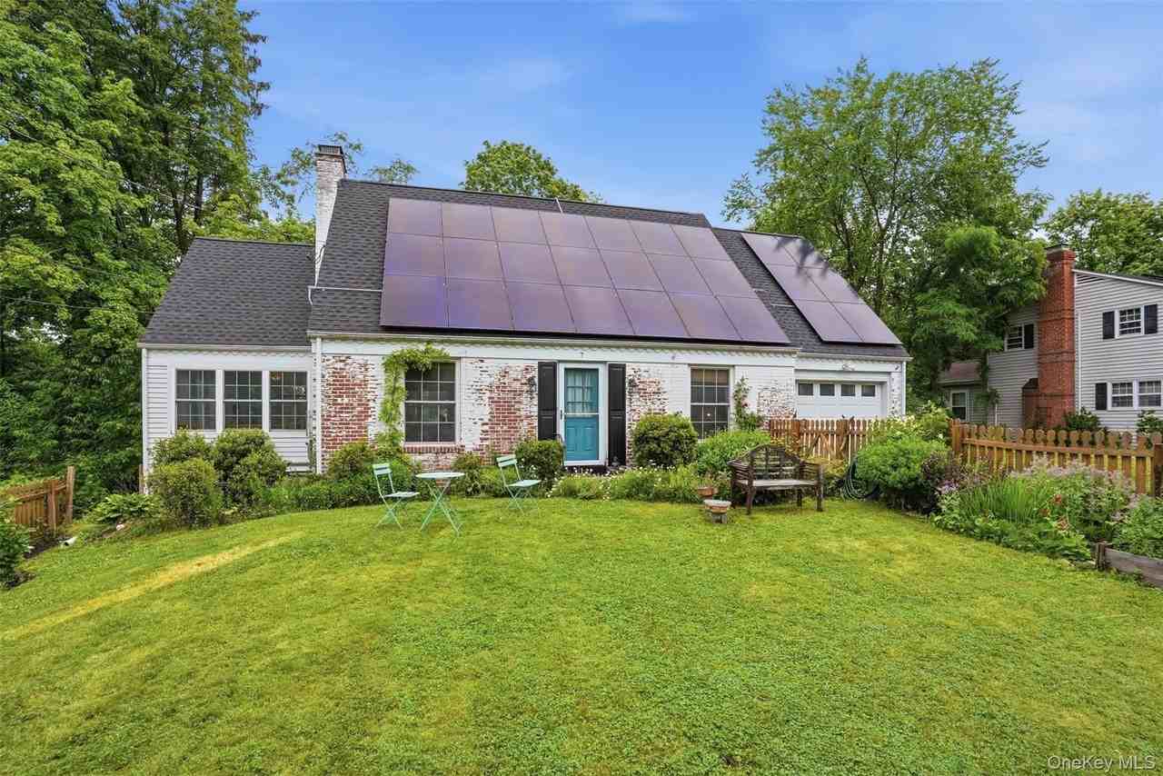 7 Lookout Ave - Photo 2 of 35