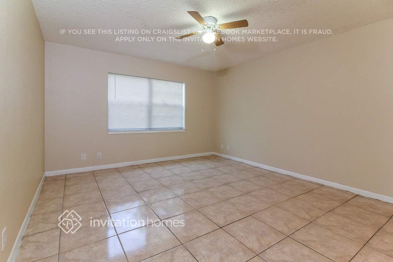 937 Se 3rd Ave - Photo 4 of 18