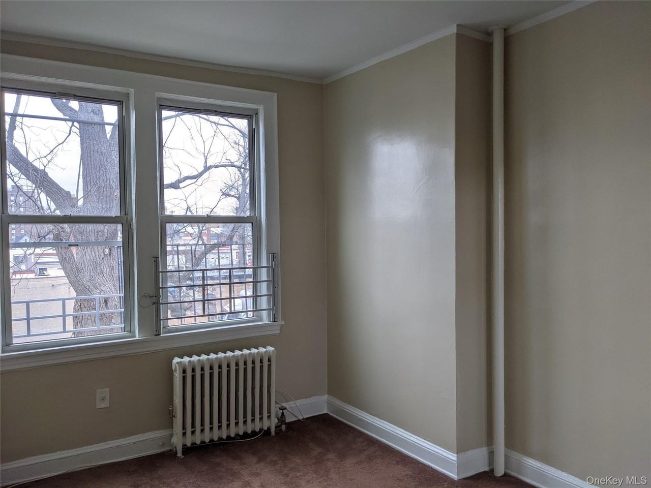 26 Coligni Ave #2-1 - Photo 4 of 11