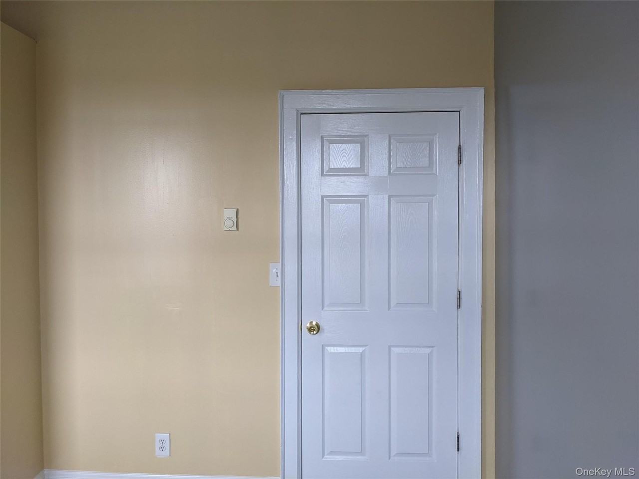 26 Coligni Ave #2-1 - Photo 5 of 11