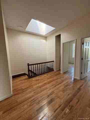 253 Eldert St #3 - Photo 5 of 7
