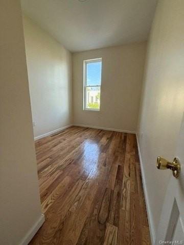 253 Eldert St #3 - Photo 6 of 7