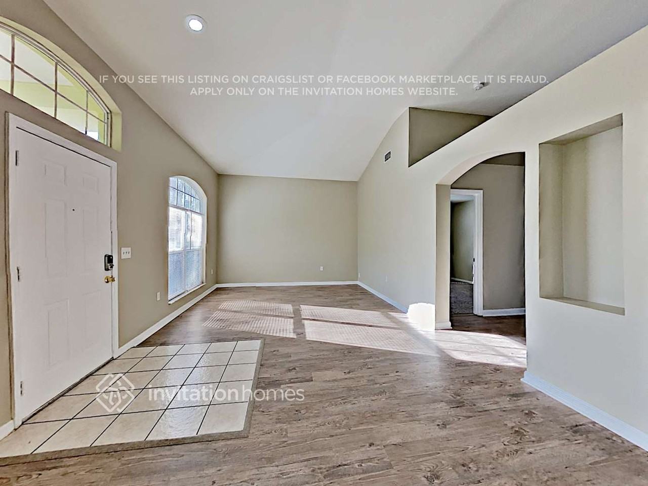 2910 Folklore Dr - Photo 3 of 23
