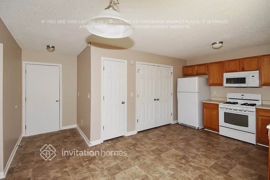 4937 Bryant Dr - Photo 7 of 15