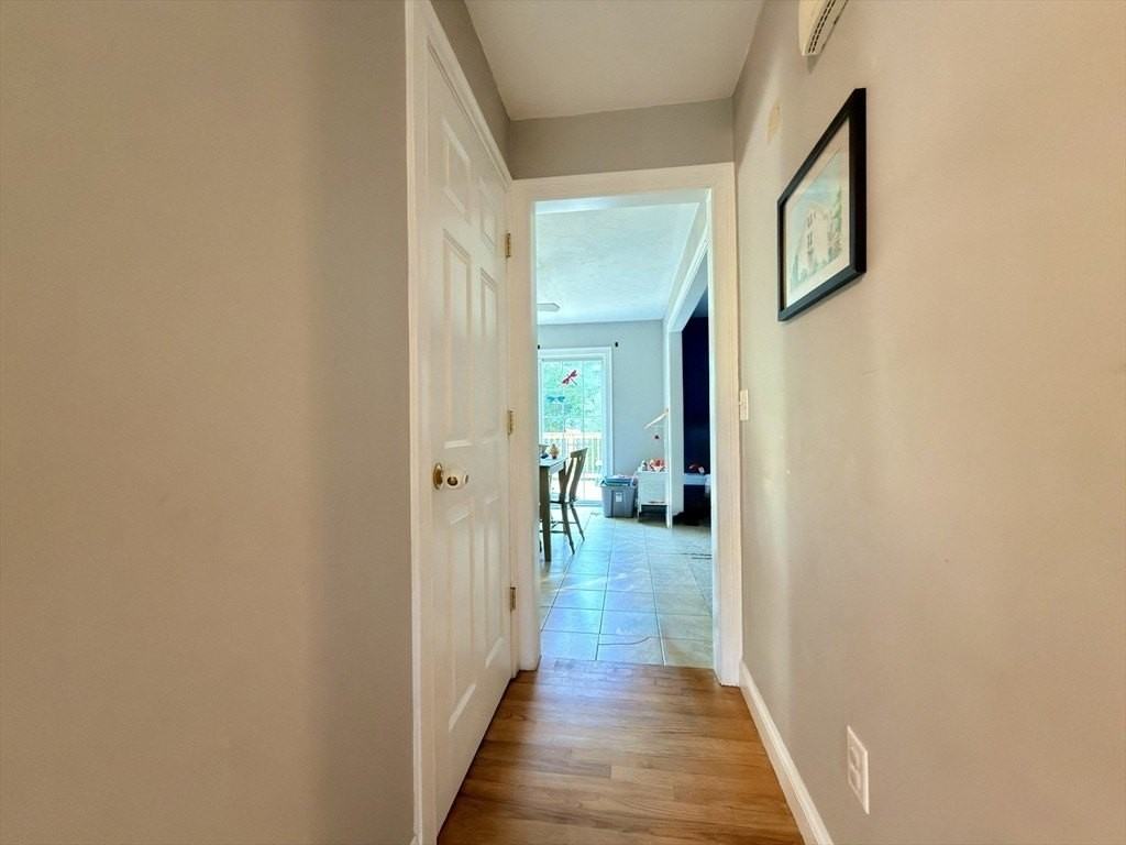 215 Main St - Photo 6 of 40