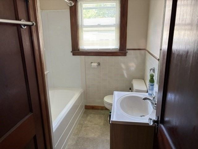 5 Hill St #2 - Photo 5 of 9