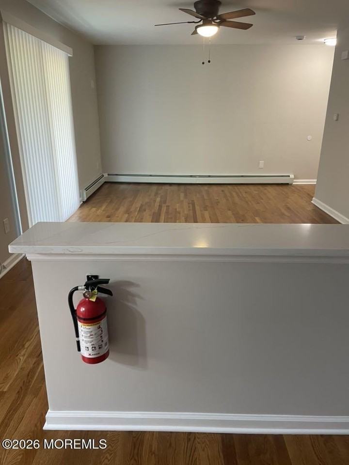 735 Greens Ave #19A - Photo 5 of 12