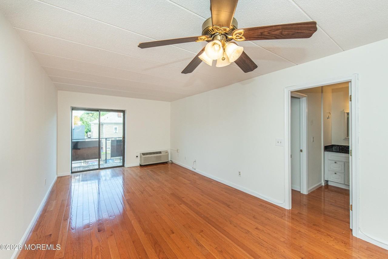 5 Linden St #3J - Photo 5 of 22