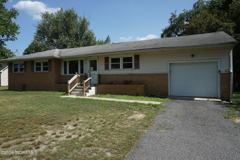 1385 W Veterans Hwy - Photo 1 of 1