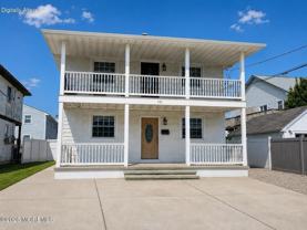 141 5th St S #2 - Photo 1 of 1