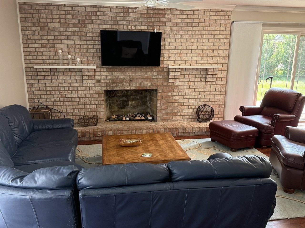 3002 Meadowbrook Ct - Photo 7 of 15
