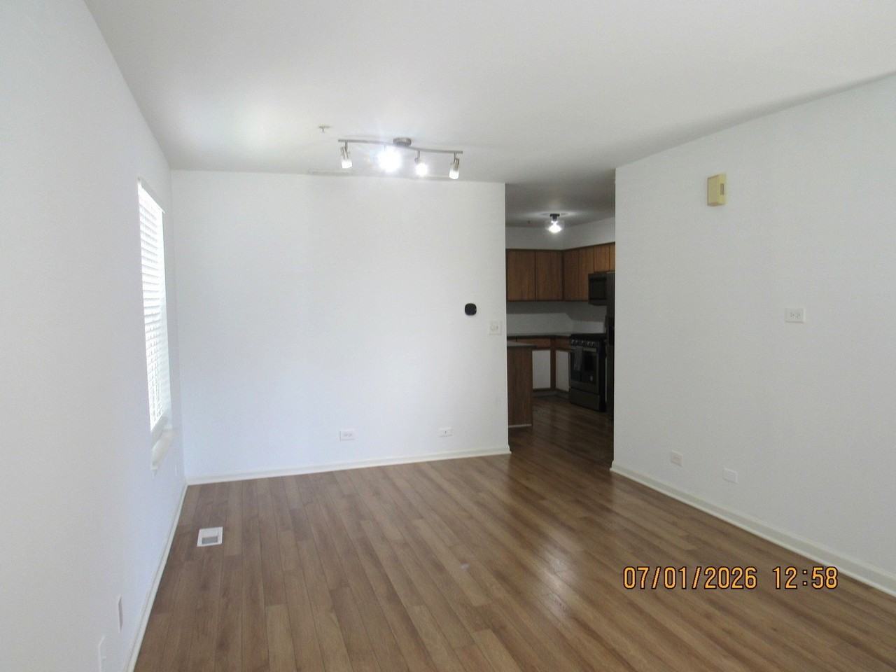 1804 Oslo Ct - Photo 3 of 19