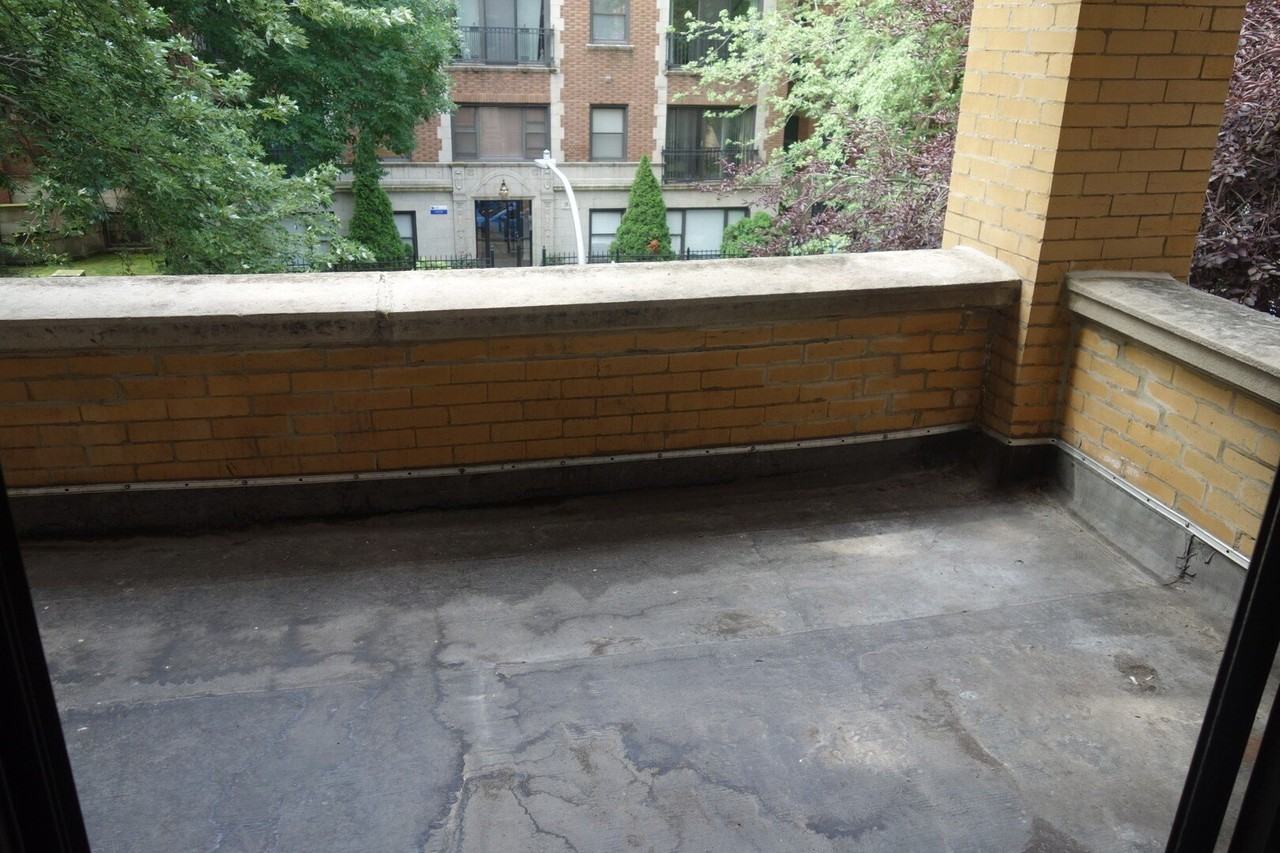 928 W Leland Ave #2nd - Photo 4 of 20