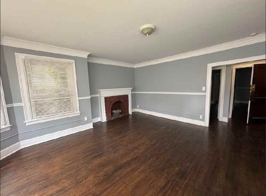8048 S Champlain Ave #1 - Photo 3 of 10