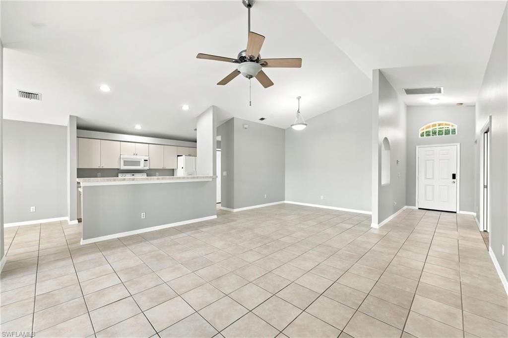 25925 Pebblecreek Dr - Photo 6 of 33