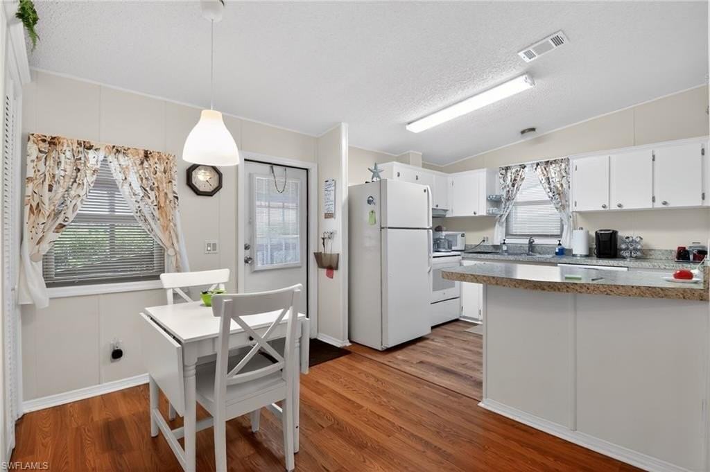 183 Oceans Blvd #183 - Photo 7 of 25