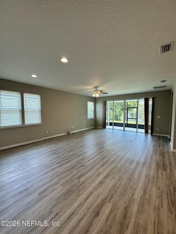 618 Honeycomb Trl - Photo 4 of 25