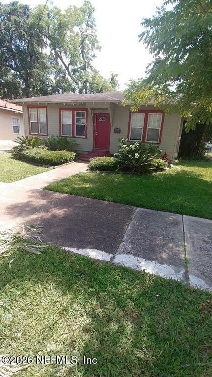 2886 Forbes St - Photo 2 of 19