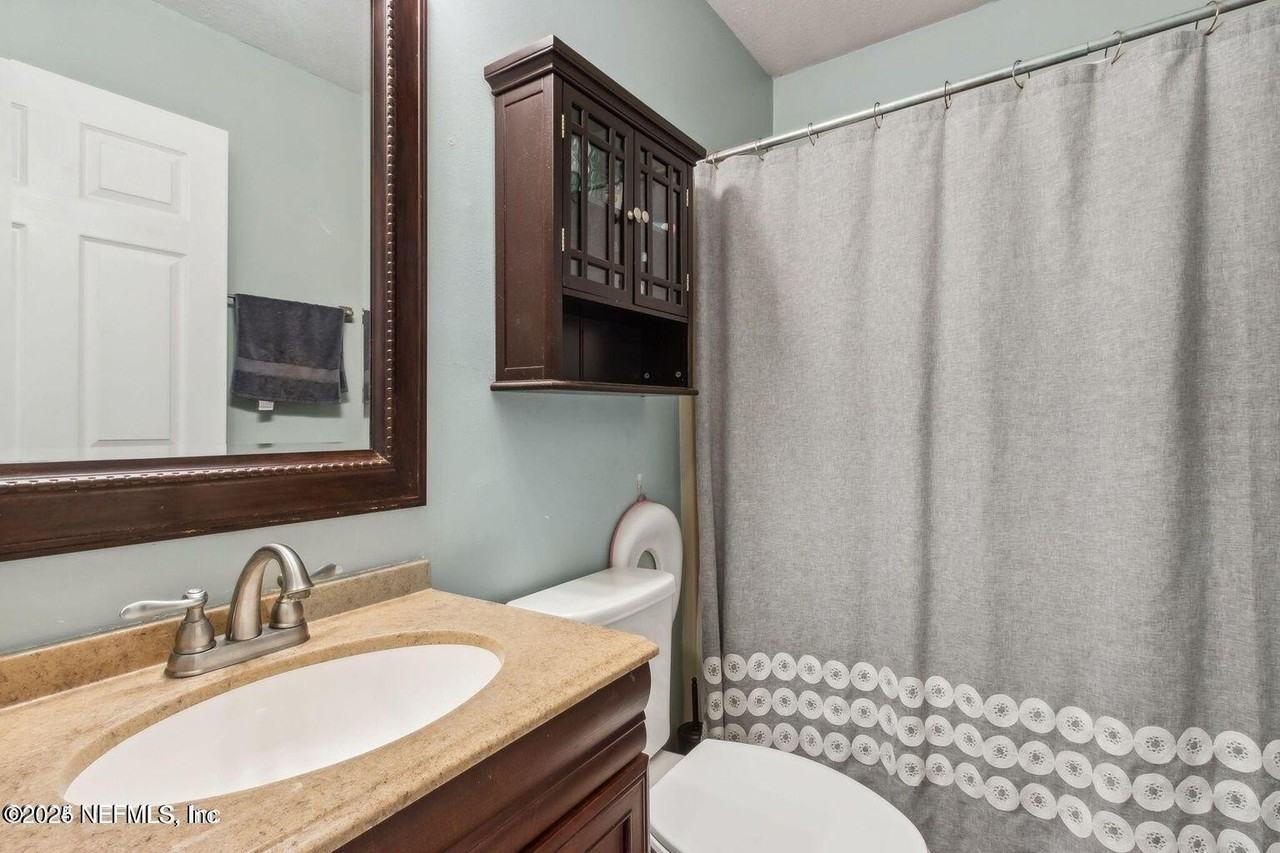 11546 Twin Oaks Trl - Photo 6 of 12