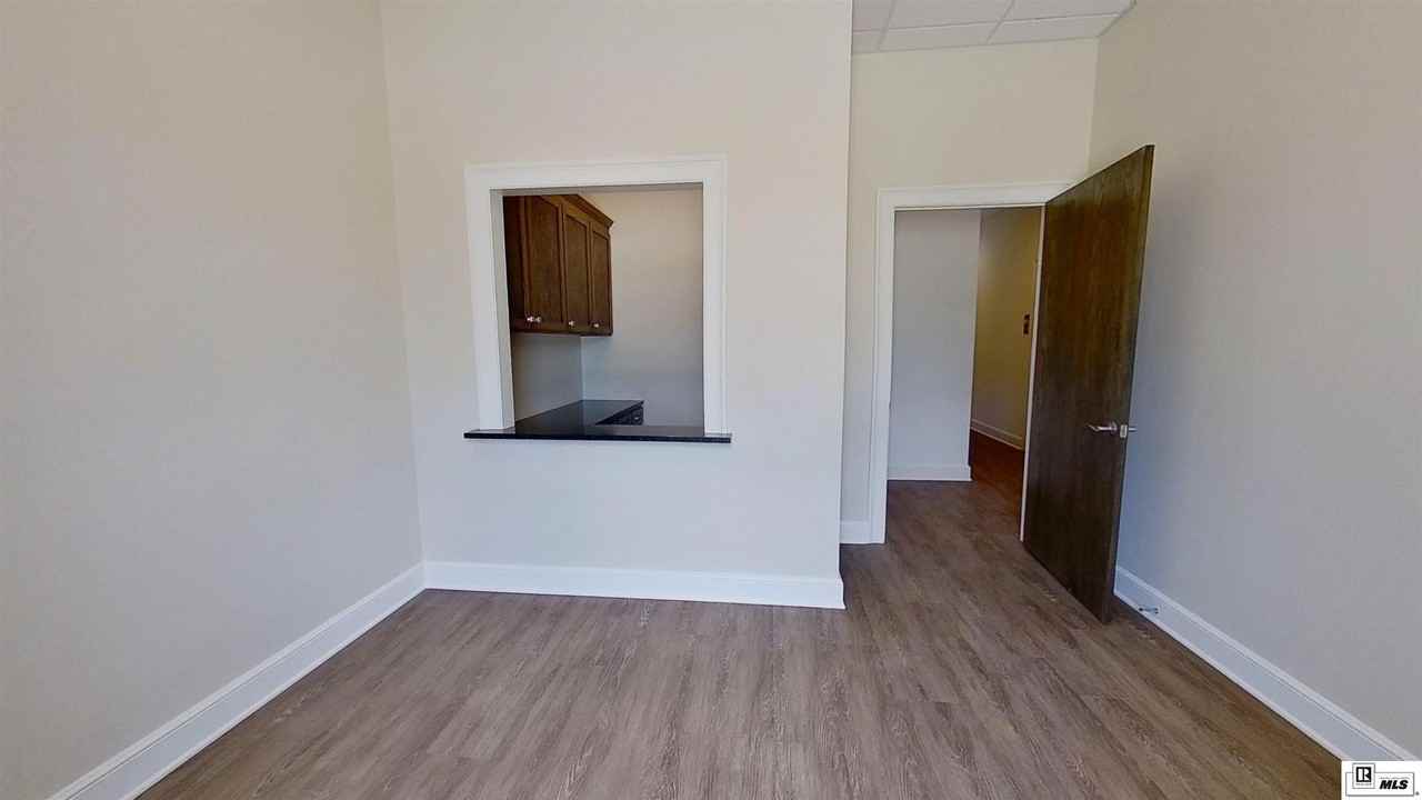 2102 KENTUCKY RIDGE DRIVE - Photo 4 of 27