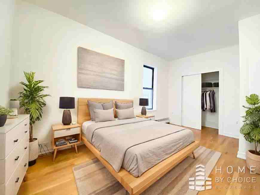 350 W 110th St - Photo 4 of 7
