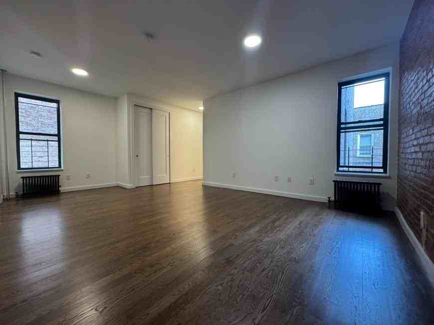 452 Fort Washington Ave - Photo 2 of 10