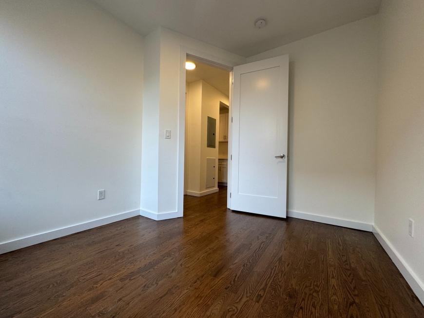 452 Fort Washington Ave - Photo 7 of 10