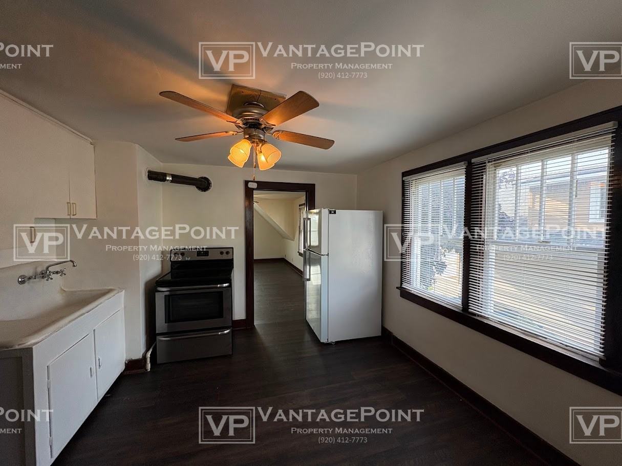 926A S 21st St Uppr - Photo 2 of 13