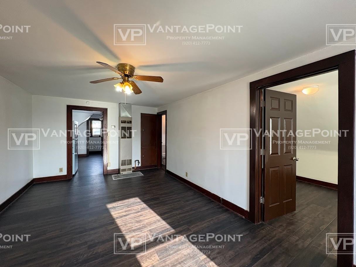 926A S 21st St Uppr - Photo 5 of 13