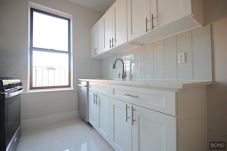 1034 Rutland Rd - Photo 3 of 7