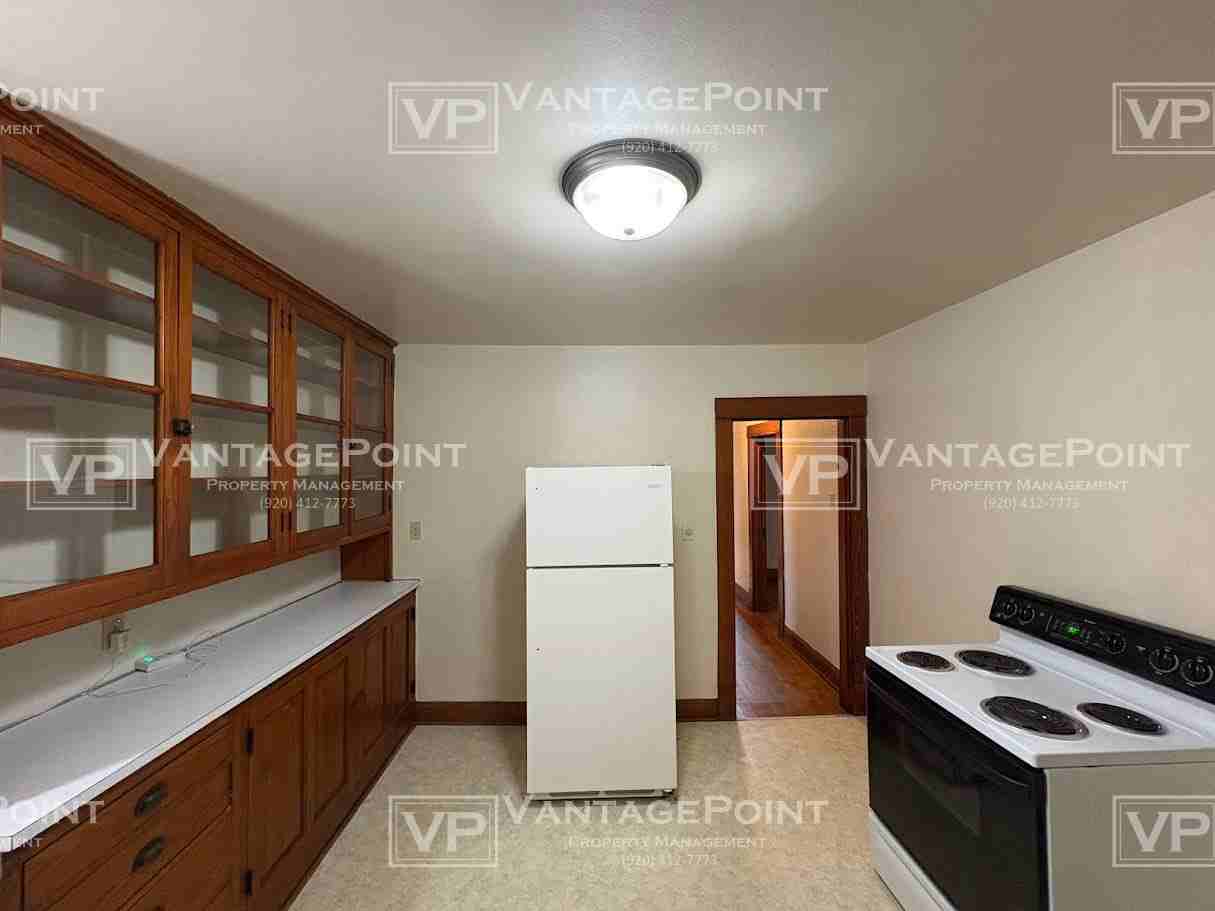 2306 Washington St Uppr - Photo 2 of 17
