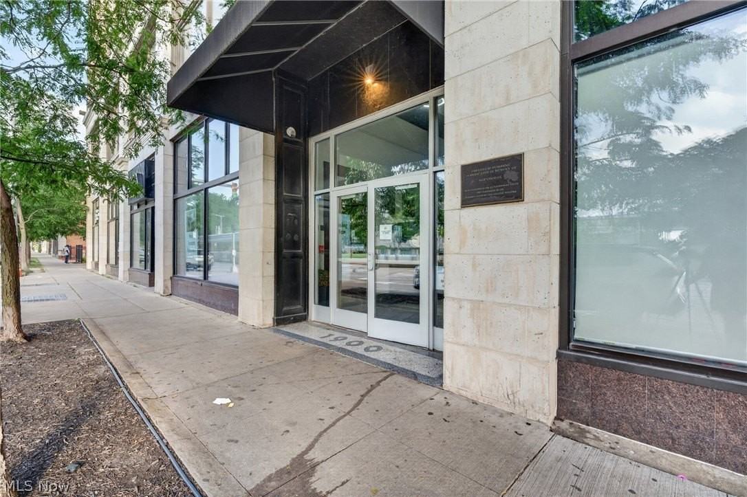 1900 Euclid Ave #604 - Photo 2 of 18