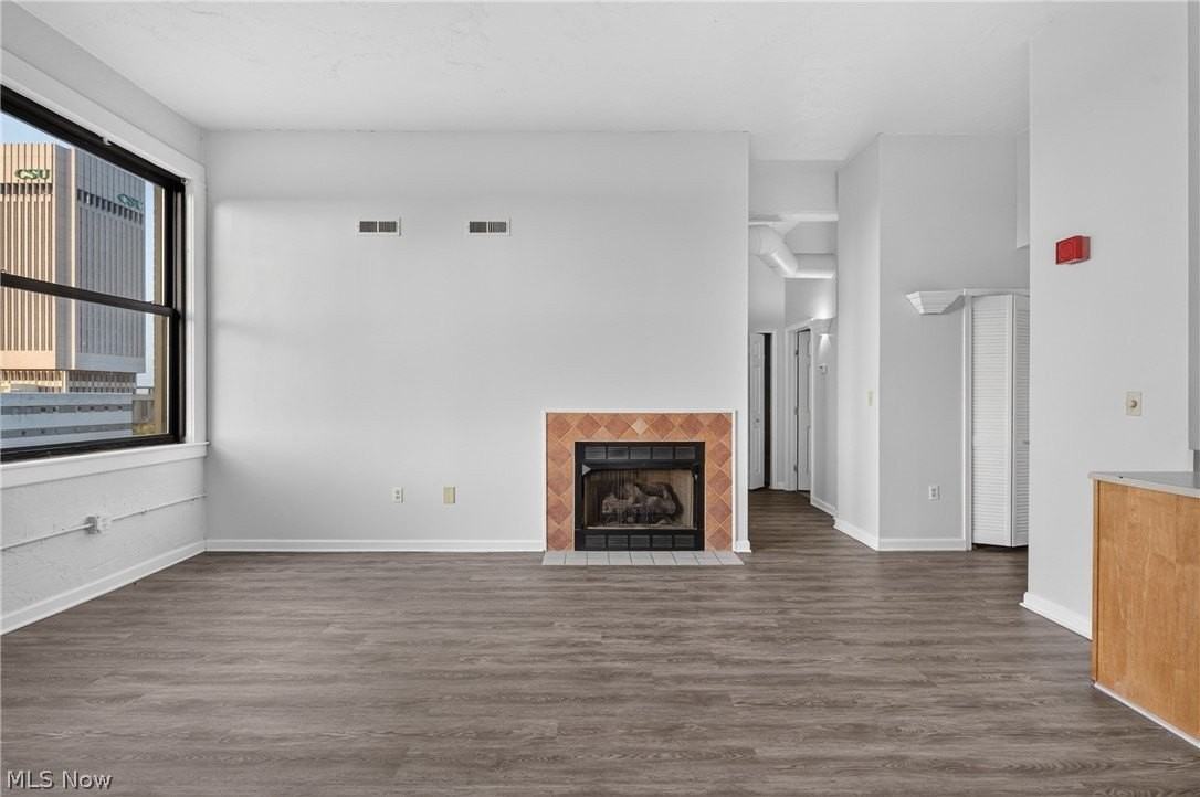 1900 Euclid Ave #604 - Photo 7 of 18