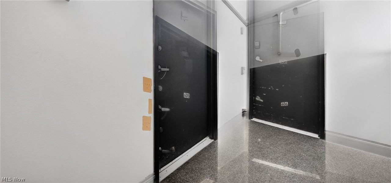 1900 Euclid Ave #605 - Photo 5 of 19