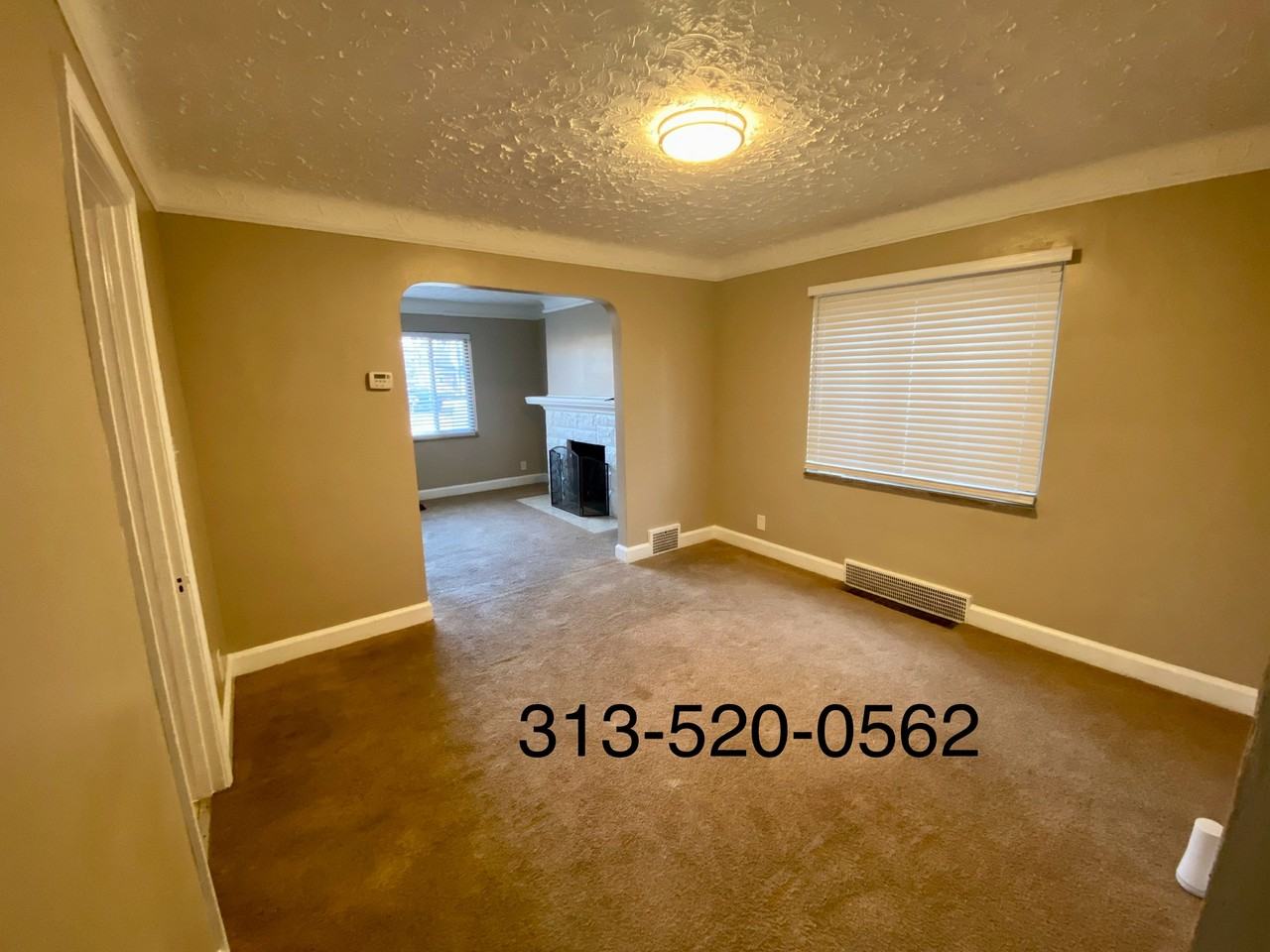 15881 Manor St - Photo 6 of 16