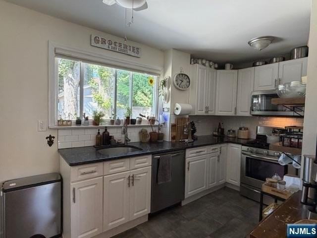 262 Windsor Rd - Photo 5 of 18