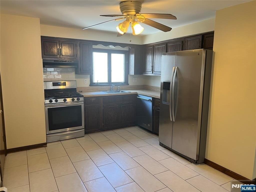 133 Washington St #1 - Photo 6 of 13